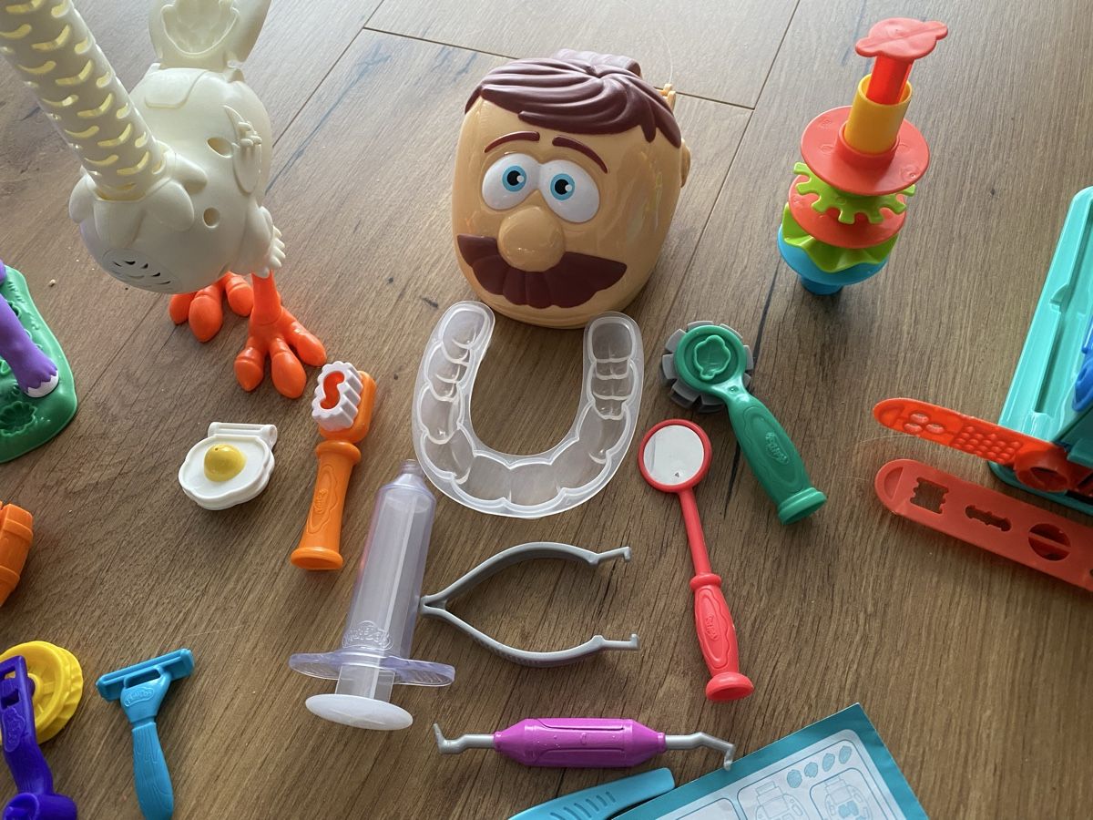 Play-Doh Giocattoli: Play-Doh Spielset Konvolut  – Usato da Schliern b. Köniz venduto da Jill76 1