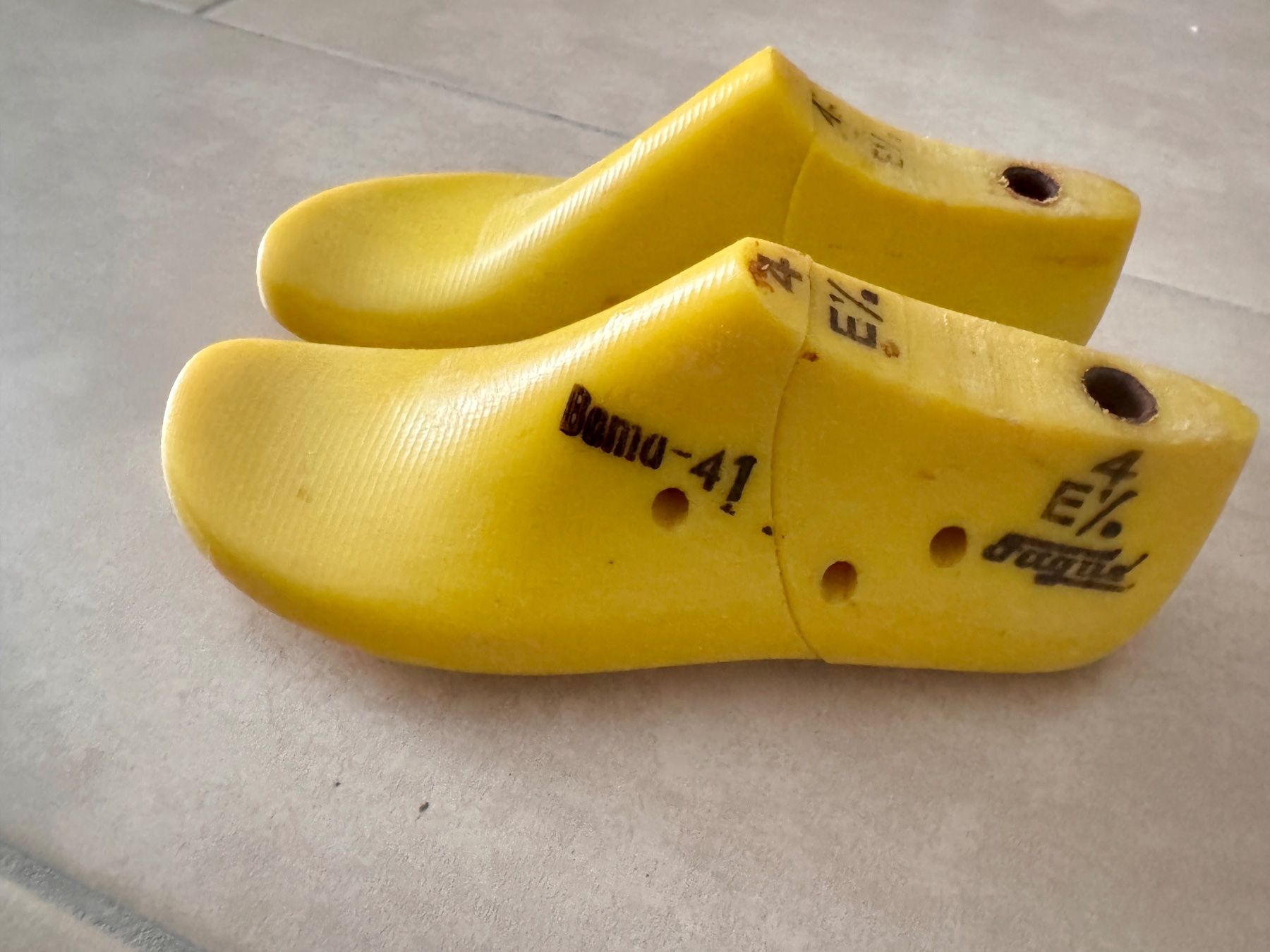 Damenschuhe: Schuhleiste 4 E 1/2 – Neu (gemäss Beschreibung) aus Liestal von Gaforia
