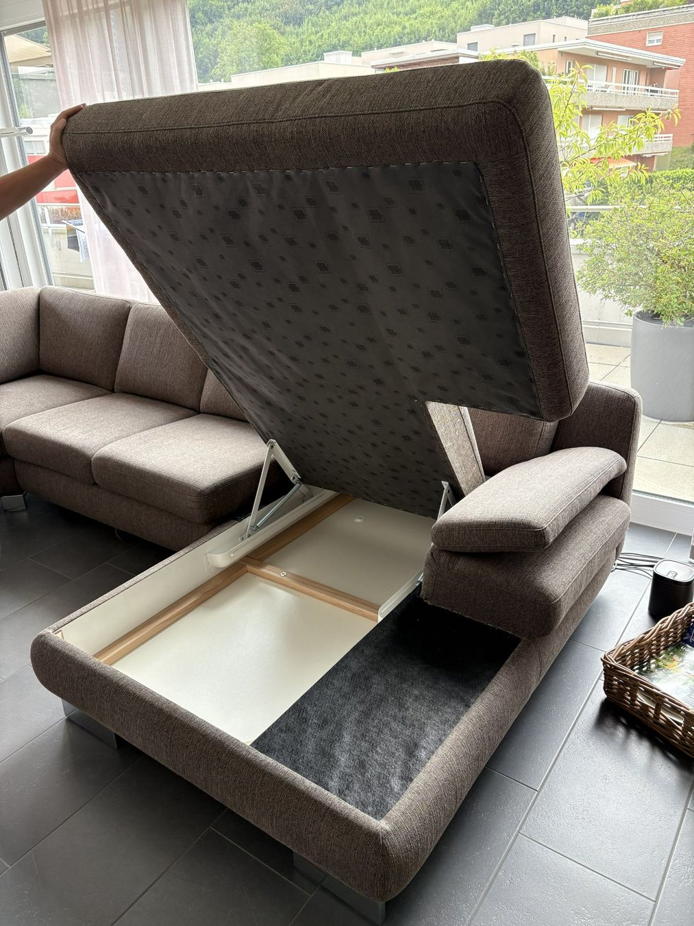 Divani: Longchair mit Armteil rechts – Usato da Turgi venduto da Chhuser 1