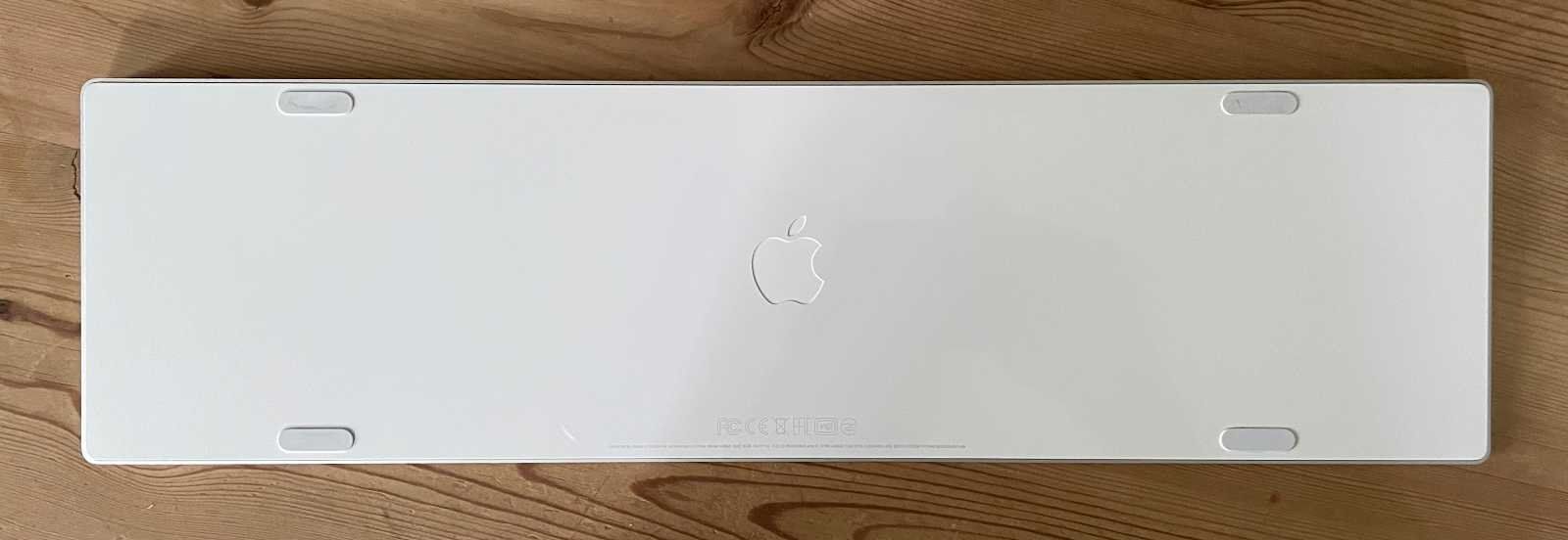 Apple Tastiere: Apple Tastatur & Maus, Bluetooth – Usato da Langenthal venduto da Baltimore1569 2