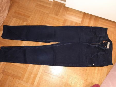 Topshop Jeans in dunkelblau, hochgeschnitten