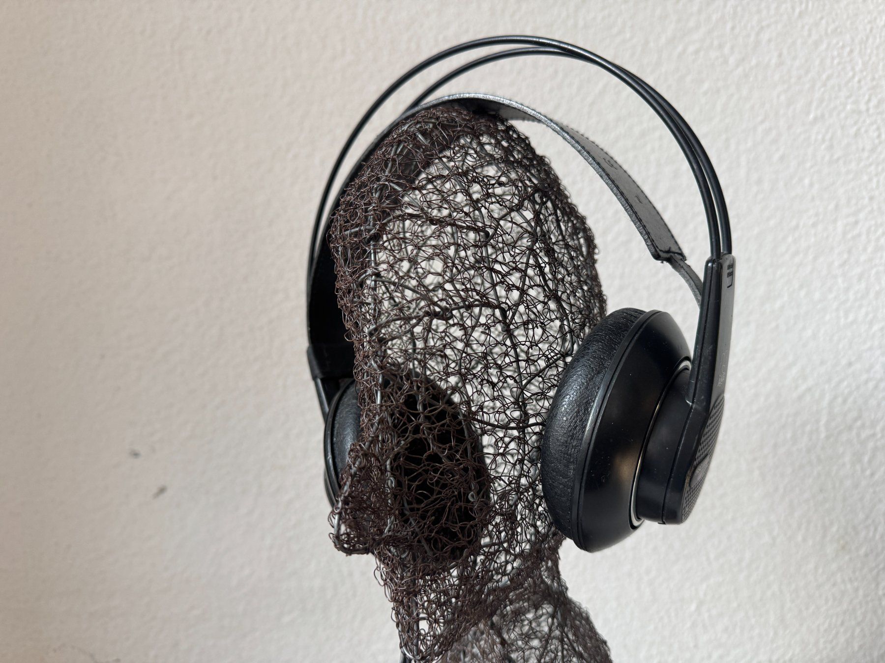 Akg Cuffie: Headphone AKG HSC200 without mic profi Kopfhörer – Usato da Zürich venduto da Malco0 2