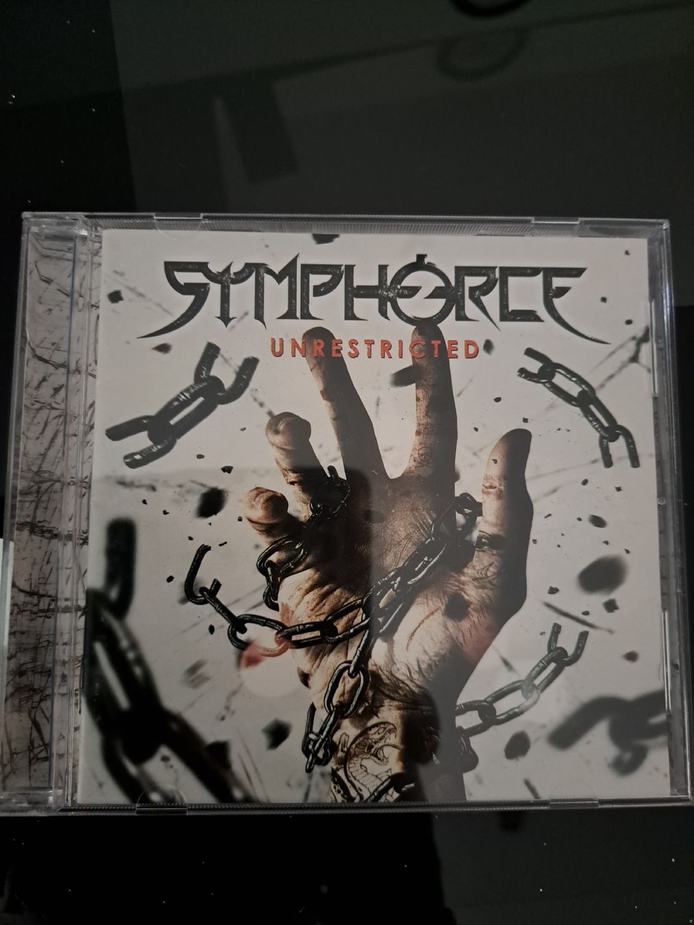 CD: Symphorce - Unrestricted  – Nuovo (secondo la descrizione) da Schüpfen venduto da Sonata85