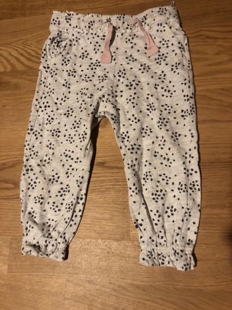 Trainer hosen gr. 86 guter zustand
