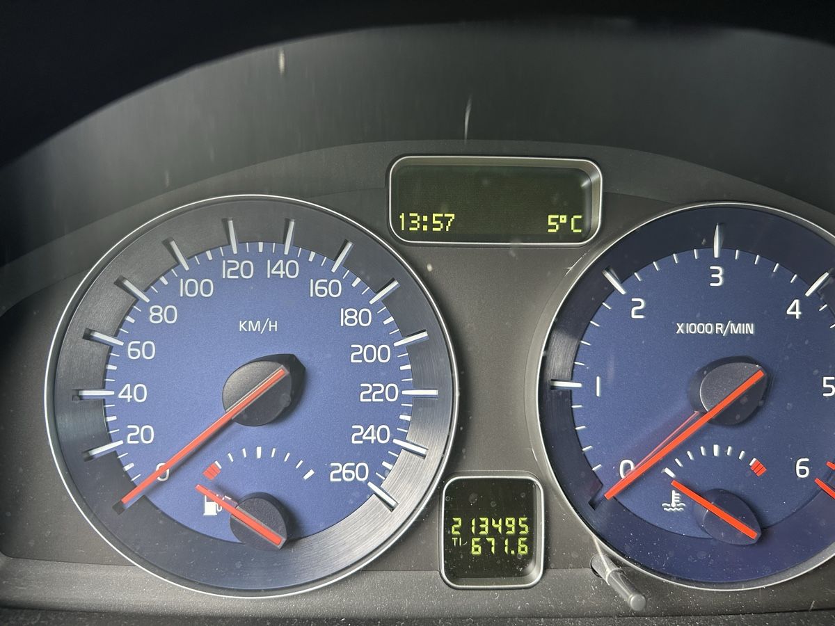 Volvo Autos: Volvo V50 2.0 Diesel – Gebraucht aus Salez von Babywish 1
