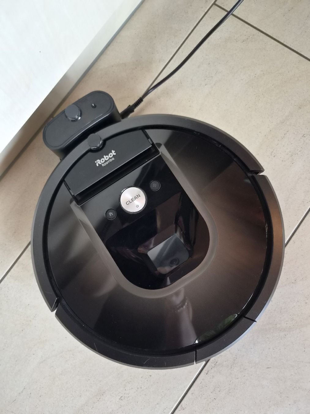 Irobot Staubsauger & Zubehör: iRobot Roomba 980 Saugroboter – Gebraucht aus Sigriswil von Aline_87 1