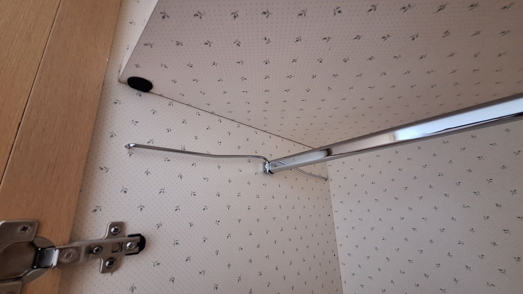 Schränke: Kleiderschrank – Gebraucht aus Goldau von dgh_bwh7 5