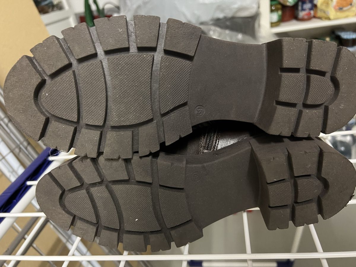 Scarpe da donna: braune Stiefel – Nuovo (secondo la descrizione) da Nesselnbach venduto da cel_nn26 2