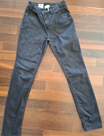 Jeans Street One