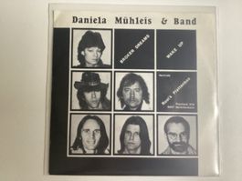 Daniela Mühleis & Band Single - Broken Dreams