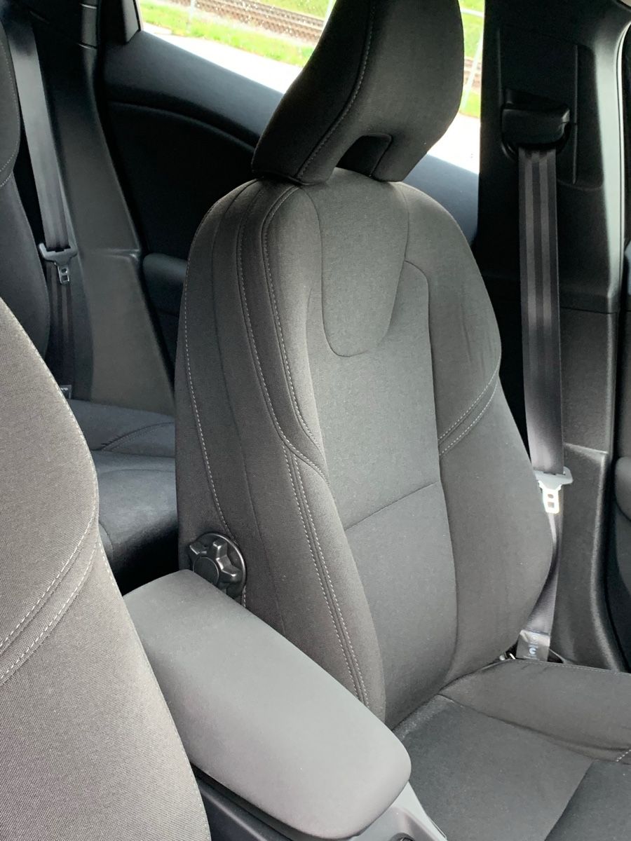 Automobili: VOLVO V40 D3 1 HAND – Usato da Au SG venduto da ksh_kd8t 3