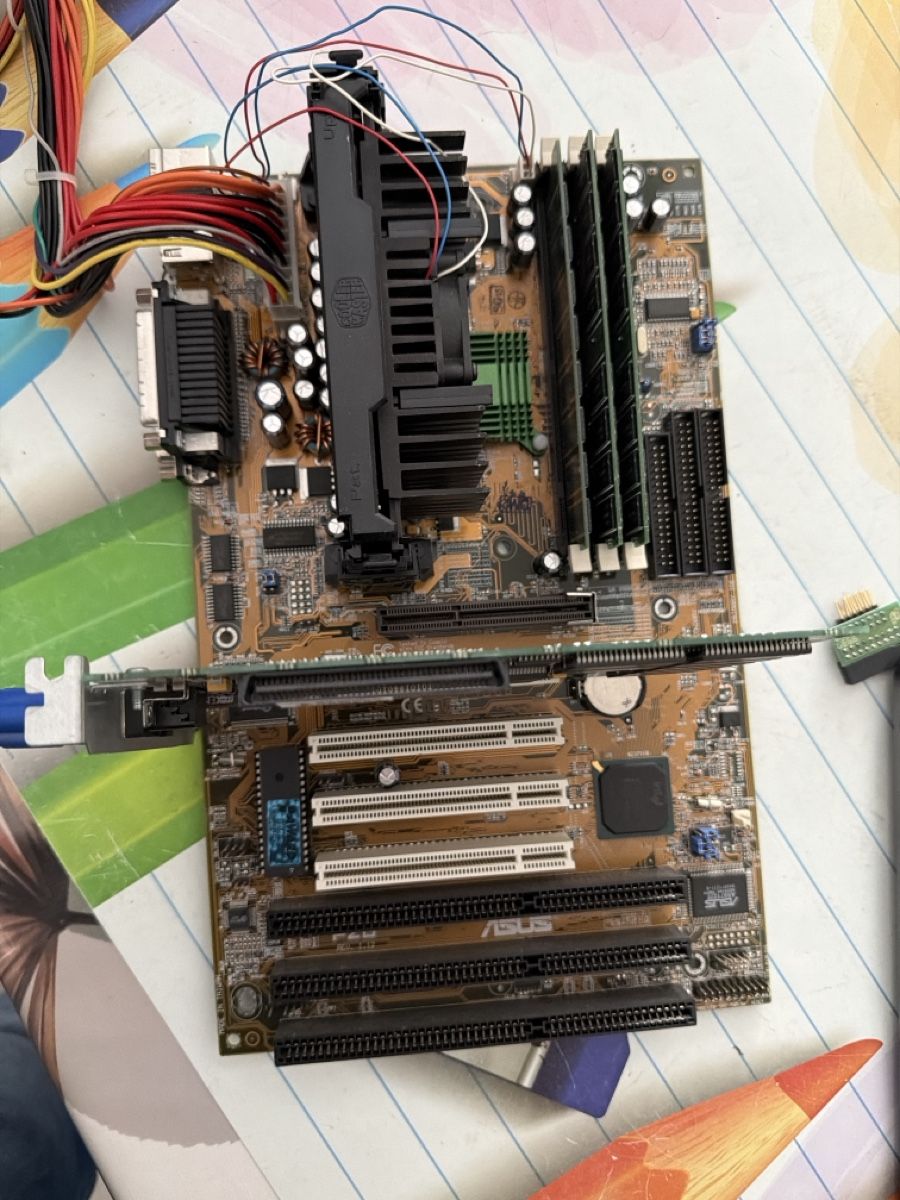 Asus Cartes mère: Carte mère Asus P2B – D'occasion à Martigny par capri2800