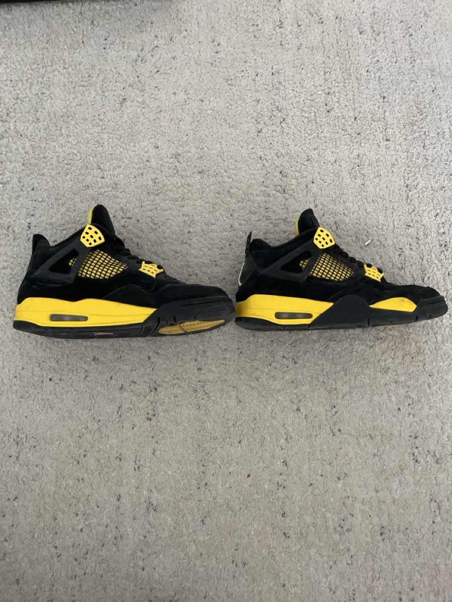 Jordan Scarpe da uomo: Jordan 4 Retro Thunder – Usato da Zürich venduto da Der_Boss 2
