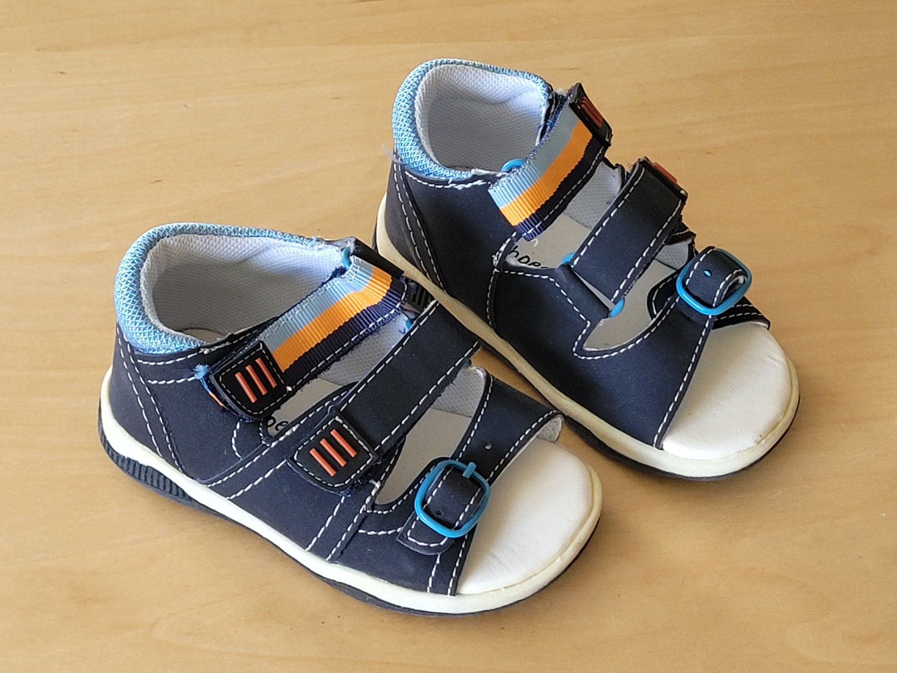 Scarpe per ragazzi: Sandalen Bobbi Shoes Grösse 21 – Usato da Wiesendangen venduto da samoalk 2
