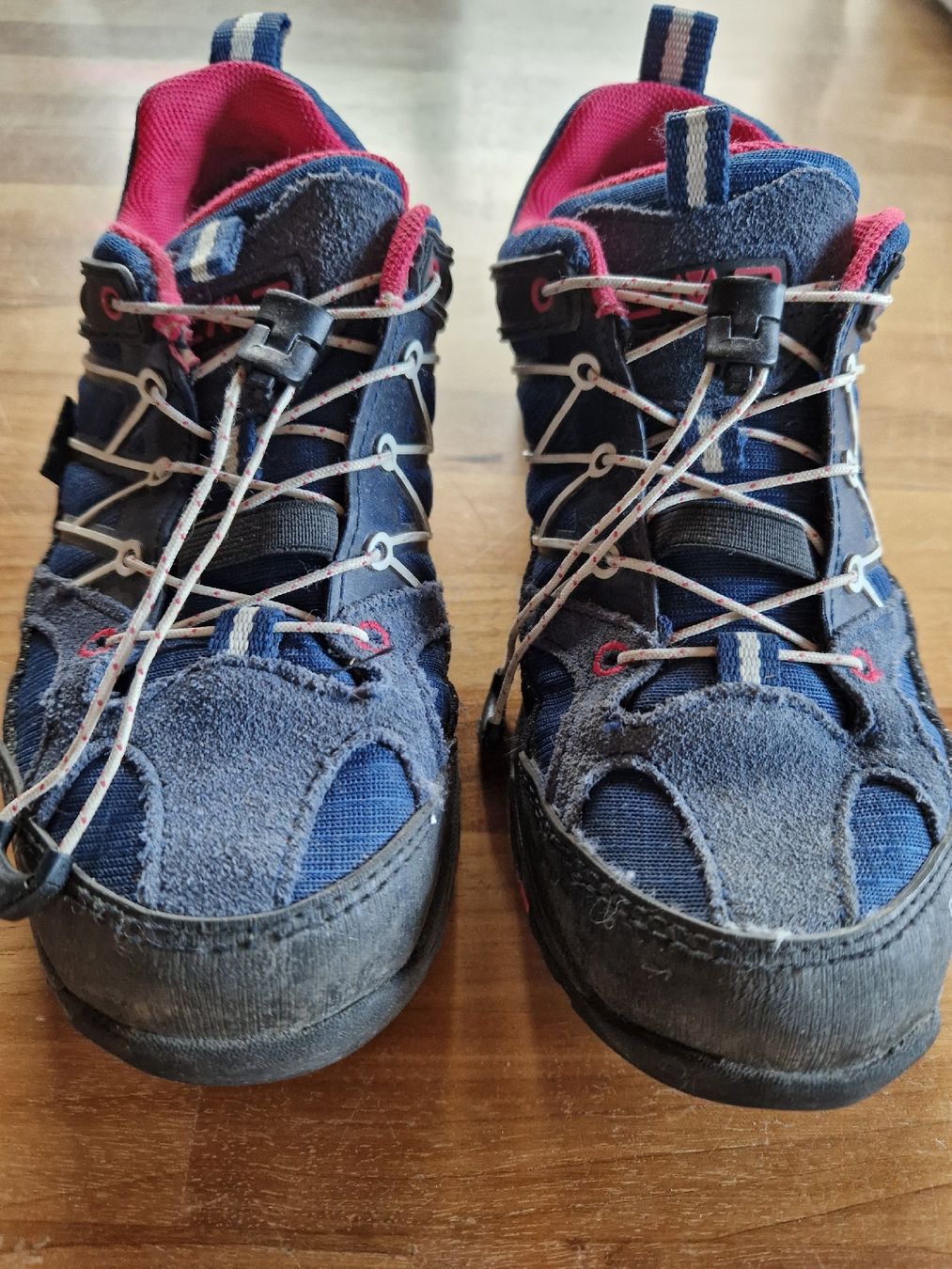 CMP Scarpe per ragazze: CMP Wanderschuhe, Gr. 35, wasserfest, Top Zustand! – Usato da Niederscherli venduto da 20sydney02 1