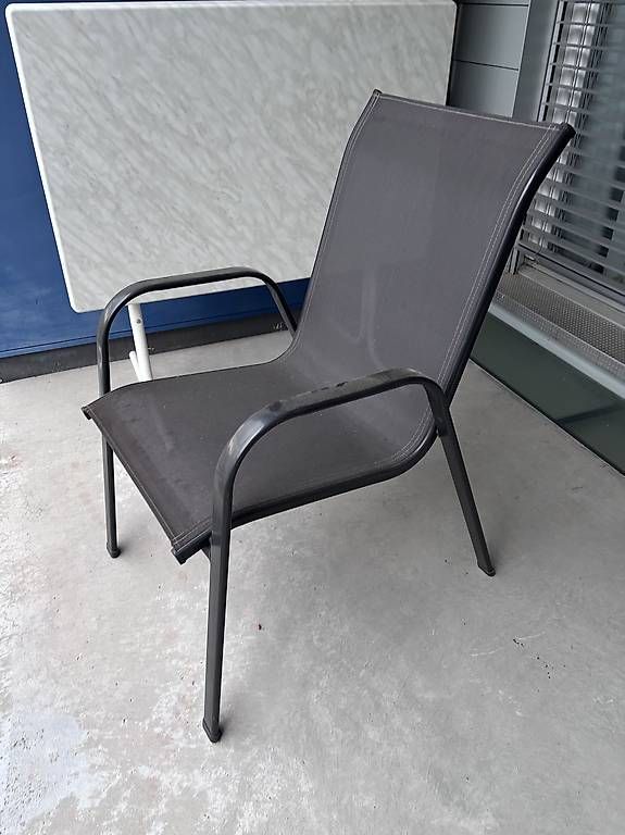 Set di tavolo e panche: Tisch mit 4 Stühlen – Usato da Baden venduto da hijo79 3