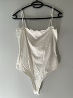 Set 3 Bodys und 1 Wickeltop, Grösse S/XS, 3 Stck