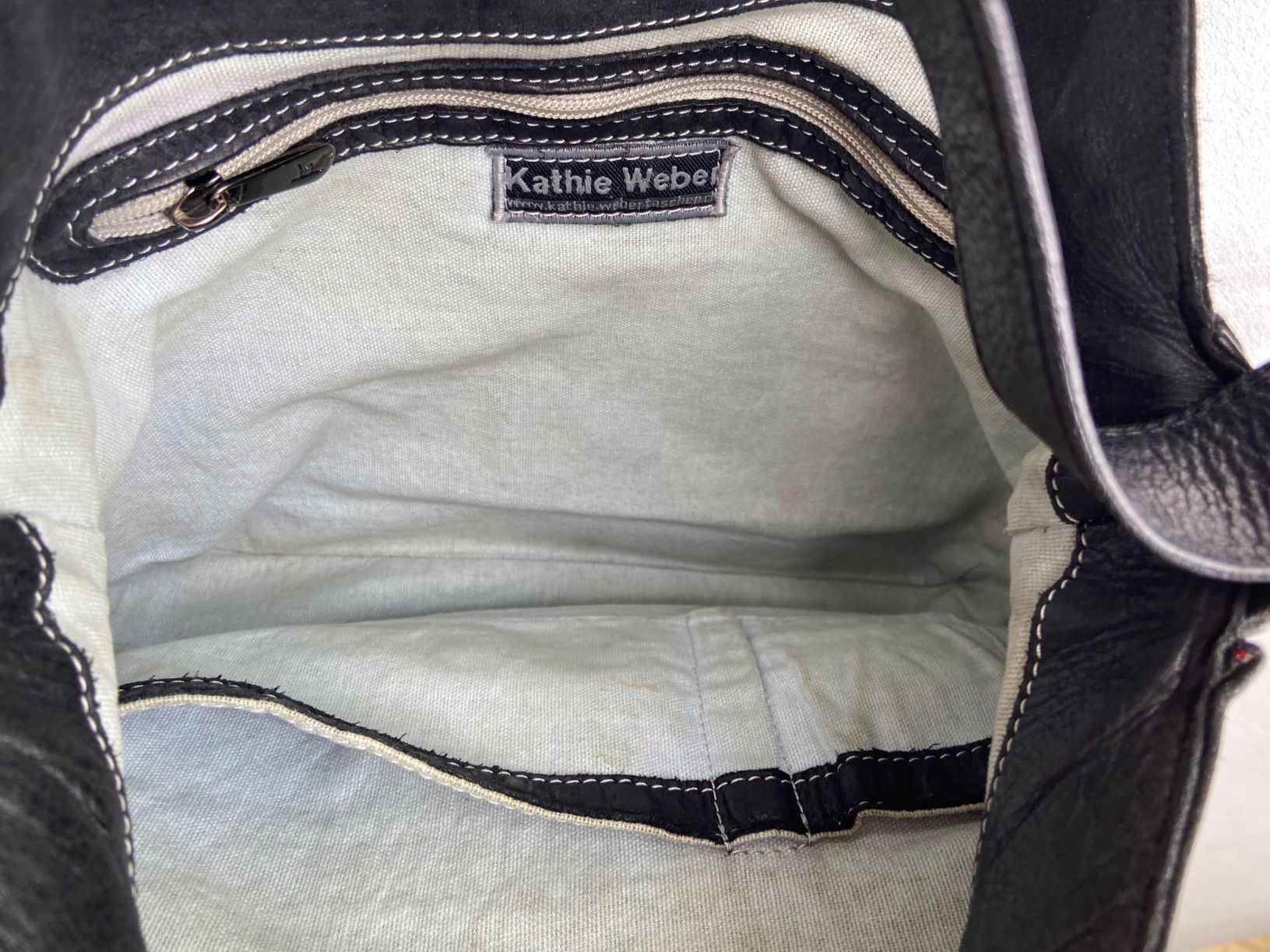 Borse da donna: Schwarze Handtasche Wildleder/Leder – Usato da Lenzburg venduto da Boffer1A 3
