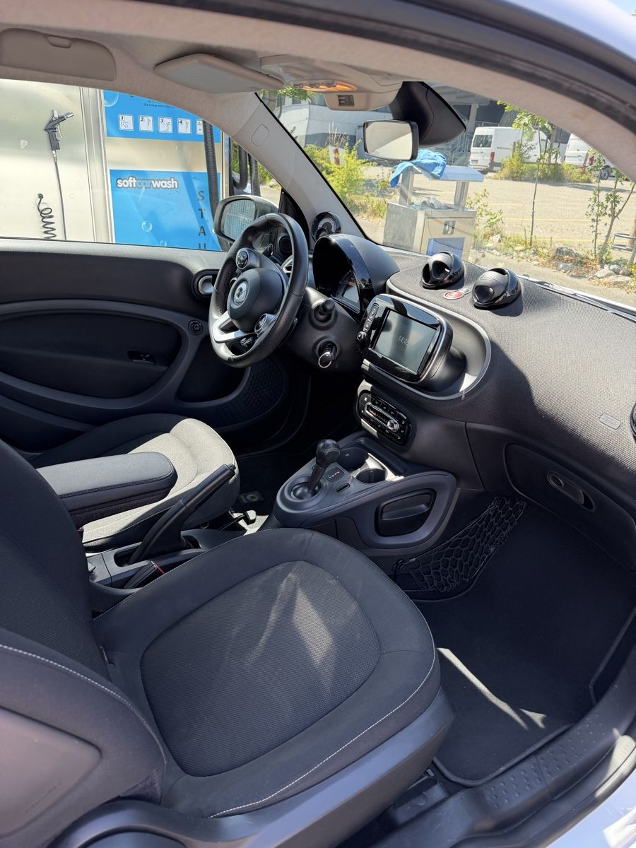Smart Automobili: Smart Fortwo Coupe Weiss – Usato da Adlikon b.Regensdf venduto da Birkan53 8