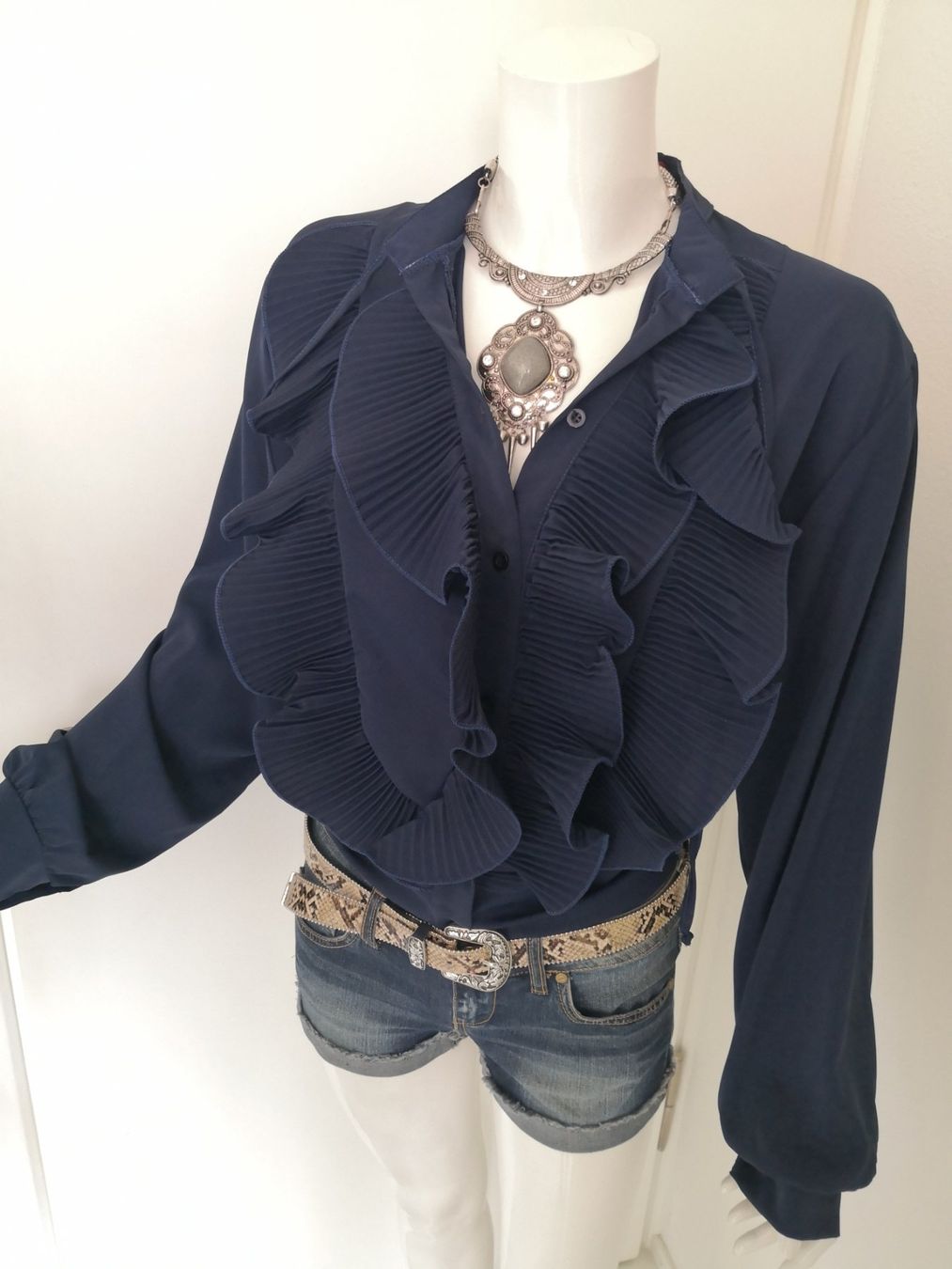 Mango Camicette: 🤩MANGO VOLANTS BLUSE BLAU, NEU – Nuovo (secondo la descrizione) da Olten venduto da Naja-Twins-Twins 5