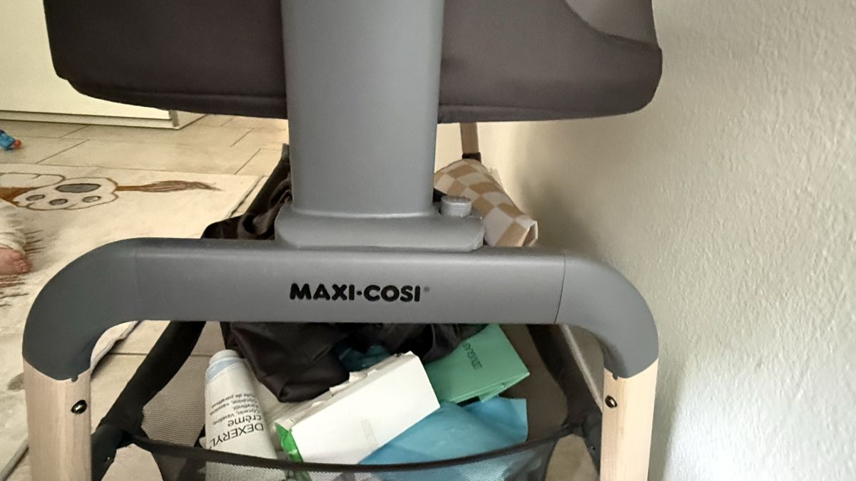 Maxi-Cosi Betten: Maxi-Cosi Iora Bedside Bassinet-Excellent Condition!Graphite – Gebraucht aus Brütten von hib_w8g7 5