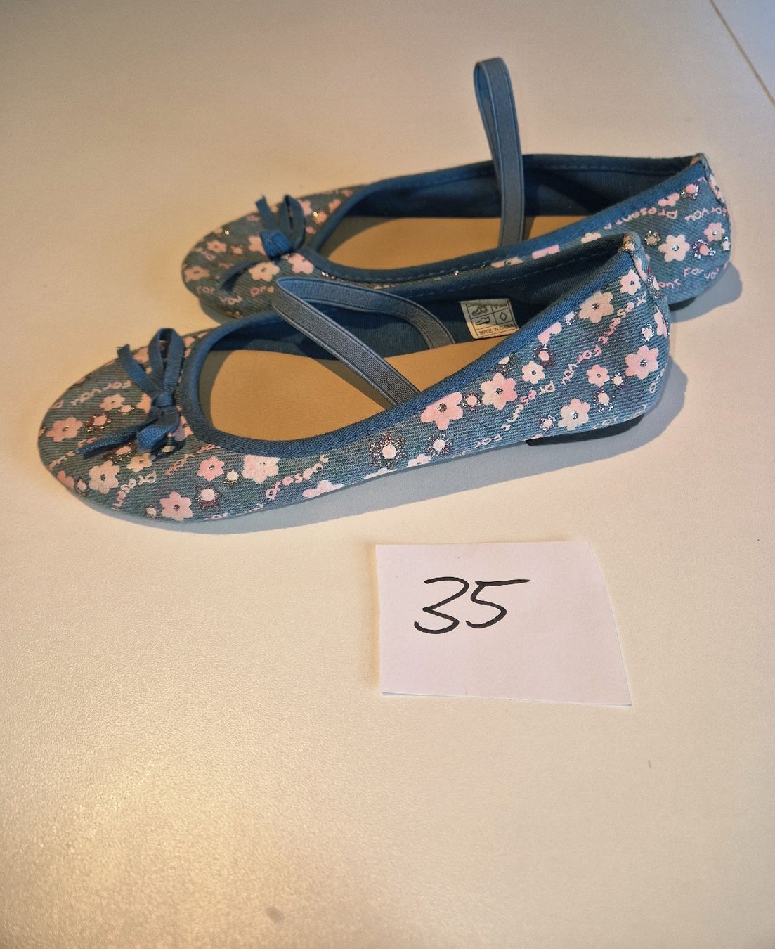 Scarpe per ragazze: Schuhe Grösse 35 – Usato da Stüsslingen venduto da white_angel86 2