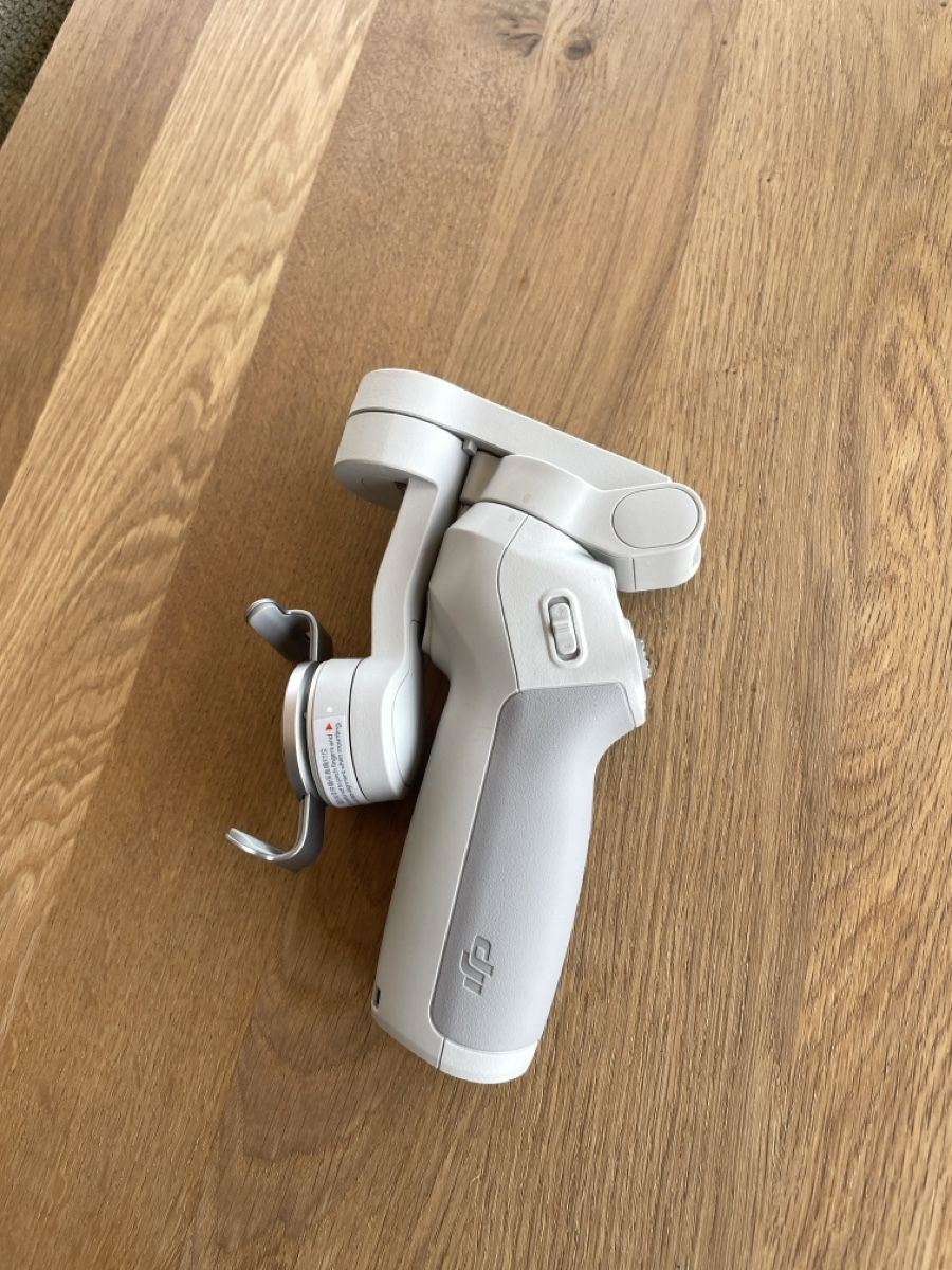Action Cam: DJI Osmo Mobile 4 SE Gimbal  – Usato da Egnach venduto da Schahan 4