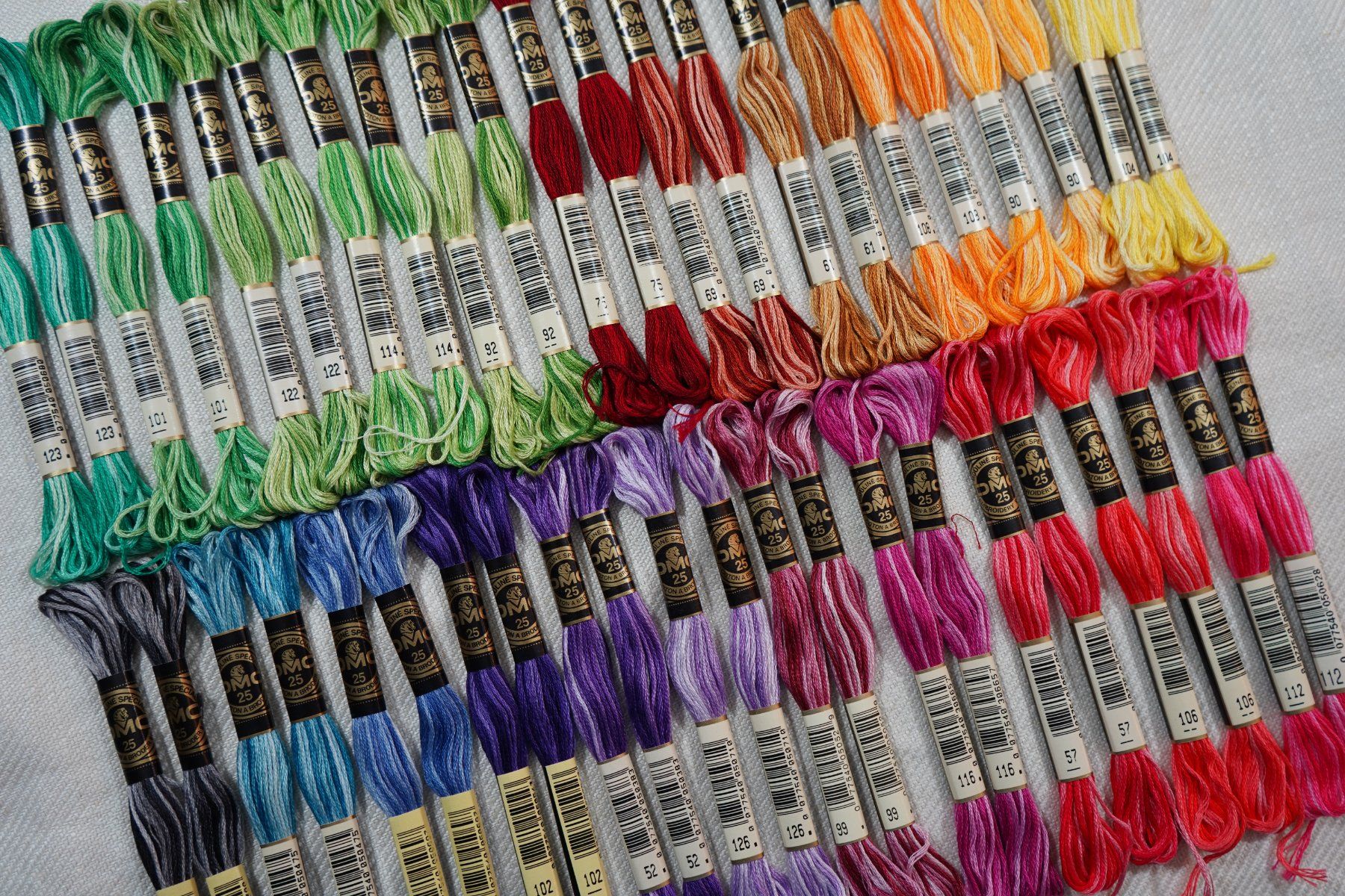 Cordicelle & Fili: 44 DMC Mouliné Spécial Multicolor Art 117 - LOSB4 – Nuovo e nell'imballaggio originale da Mels venduto da DACRI 7