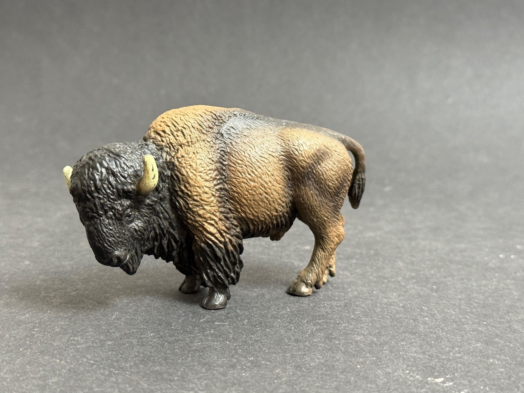 Schleich Statuette: 8 verschiedene Bison Schleich und andere – Nuovo (secondo la descrizione) da Ennetbaden venduto da mapa05 9