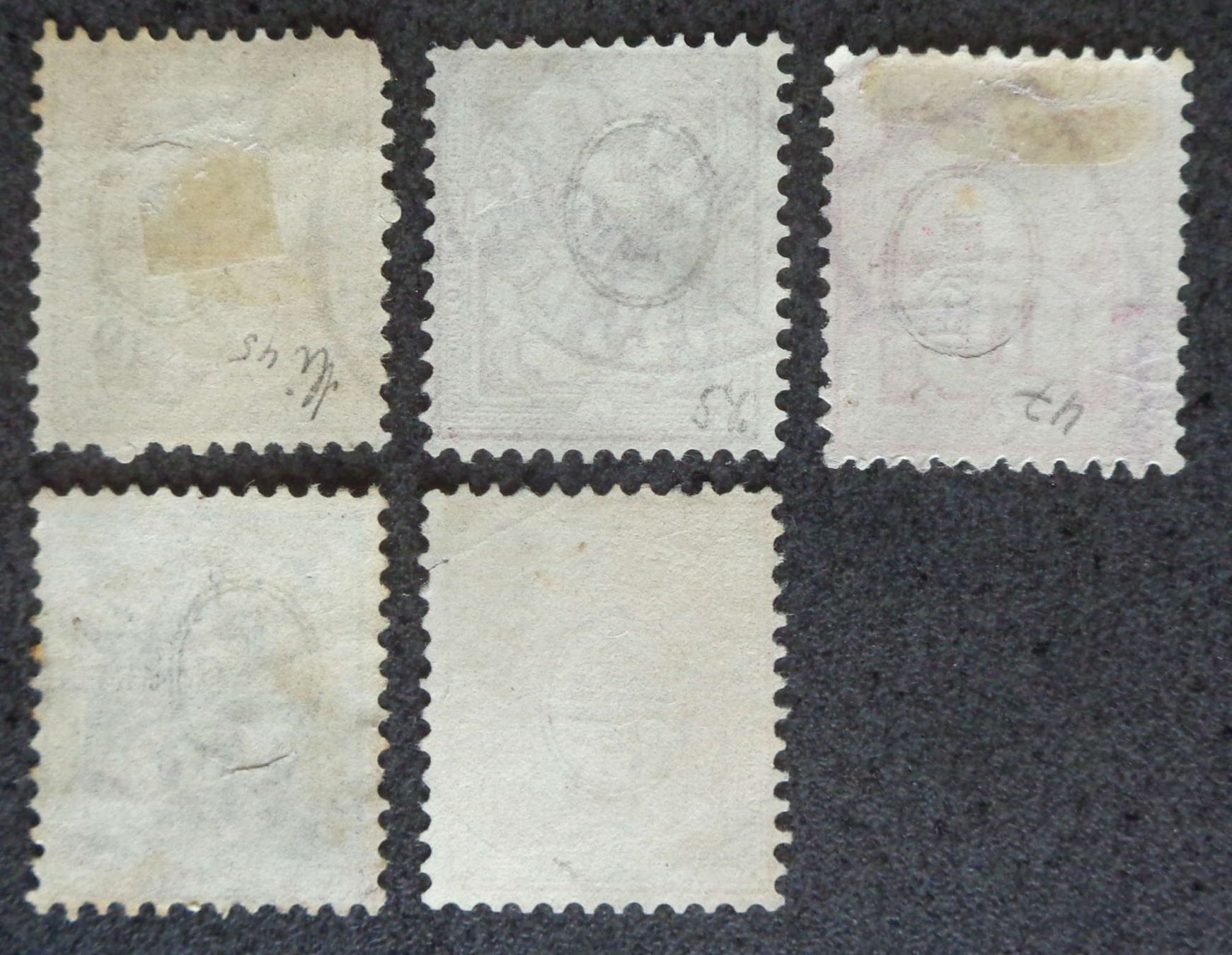Alle Briefmarken: 1882: Chiffre, papier blanc, la série, qualité variable – Gebraucht aus Le Locle von timbrettino 1