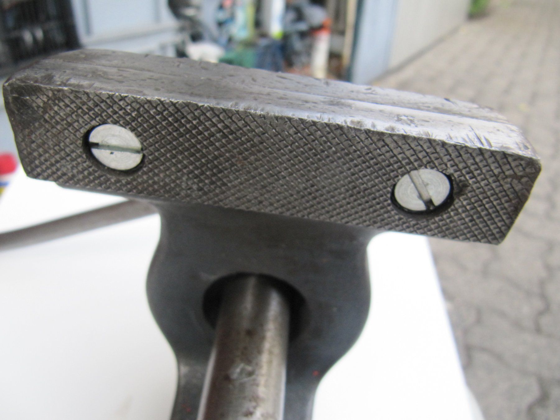 Gressel Tutti gli attrezzi: Schraubstock GRESSEL 100 12 Kg. – Usato da Basel venduto da stefan4057 5