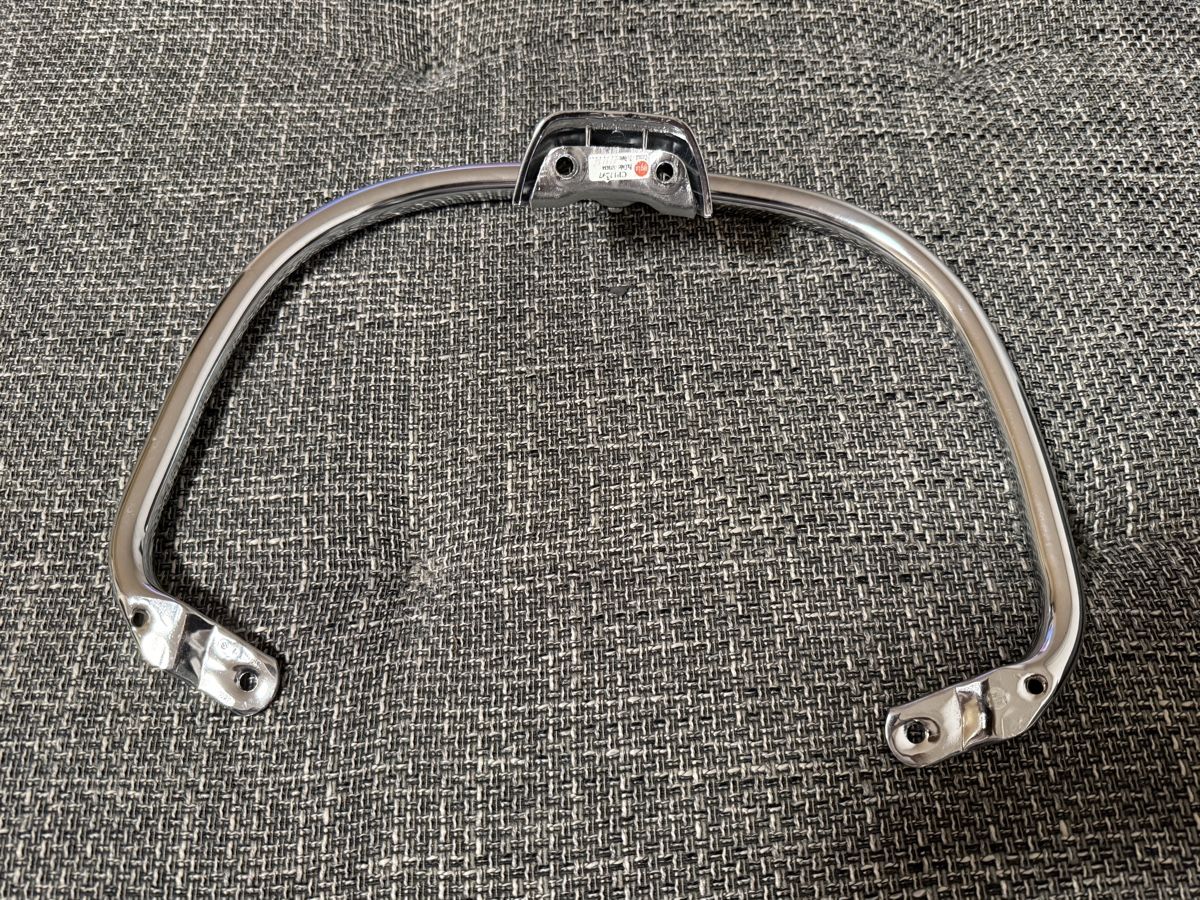 Vespa Tutti pezzi di ricambio per scooter: Gepäckträger-Stange Vespa Primavera – Usato da Mels venduto da all_for_you 2