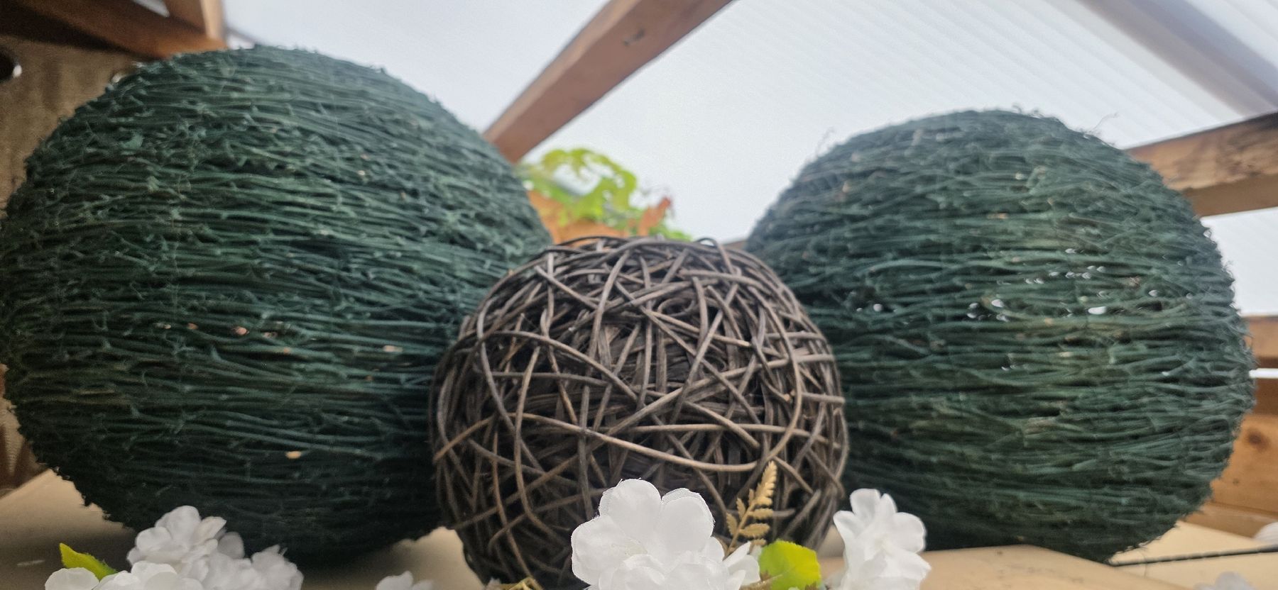 Toutes les décorations: 3× Deko Kugeln – D'occasion à Kaufdorf par Nati-Nati 4