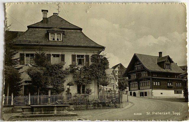 Cartes postales: AK St. Peterzell - Probstei und "rotes Haus" – D'occasion à Gundetswil par Egro100