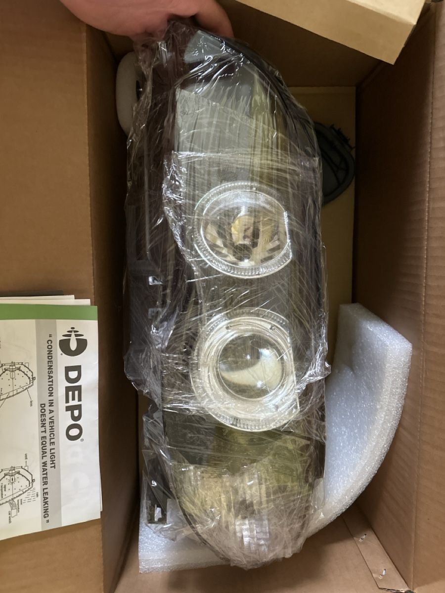Scheinwerfer: BMW E46 04.2003+ - ANGEL EYES SCHEINWERFER  – Neu und originalverpackt aus Hunzenschwil von mau_v22r 1