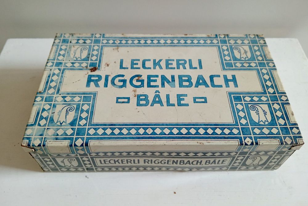 Vintage Leckerli Riggenbach Dose aus Basel, Rarität! (Gebraucht) in ...