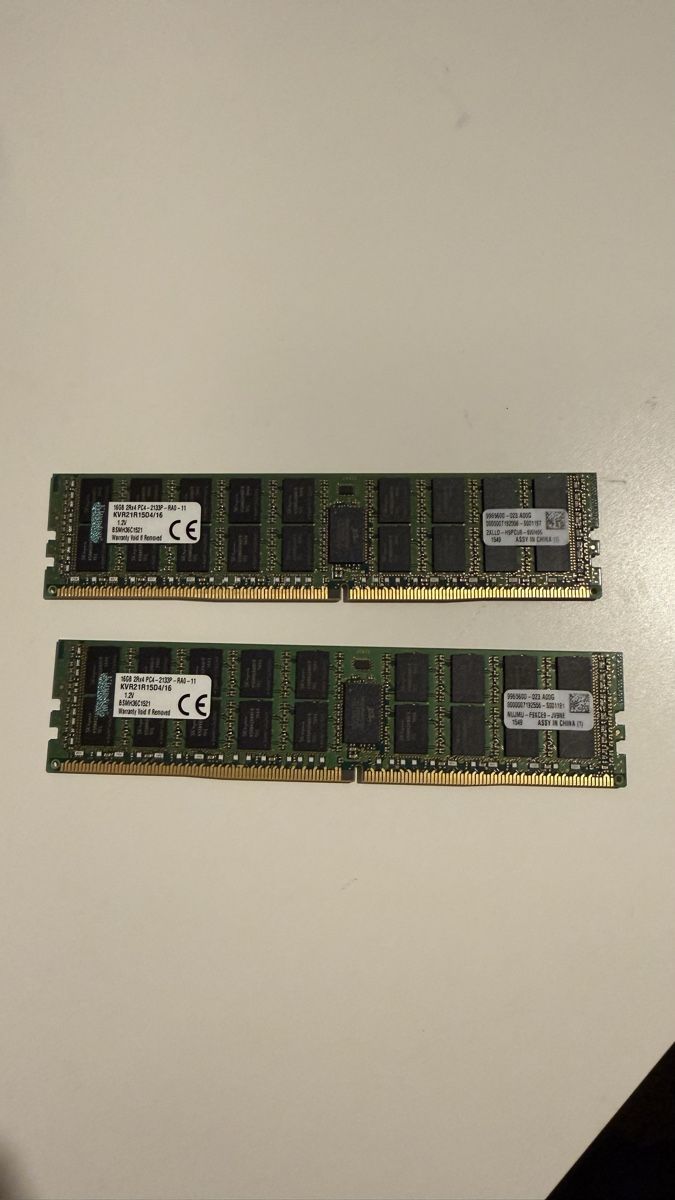 Kingston Memoria / RAM: 2x 16GB DDR4 ECC REG RAM – Usato da Däniken SO venduto da sunnyresales