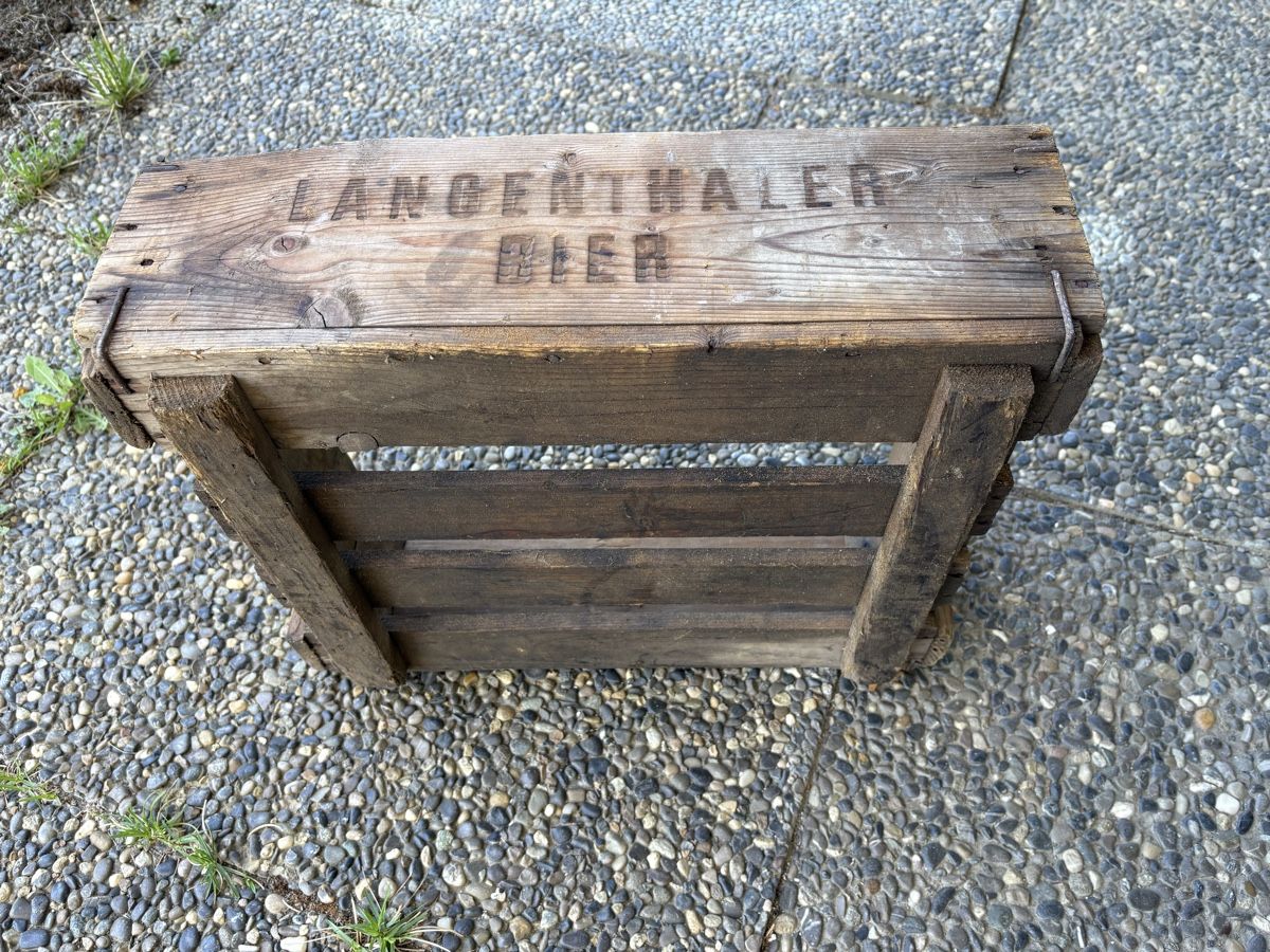 Casse di vino e birra: Alte Langenthaler Bier Holzkiste – Usato da Zweisimmen venduto da Domii 2