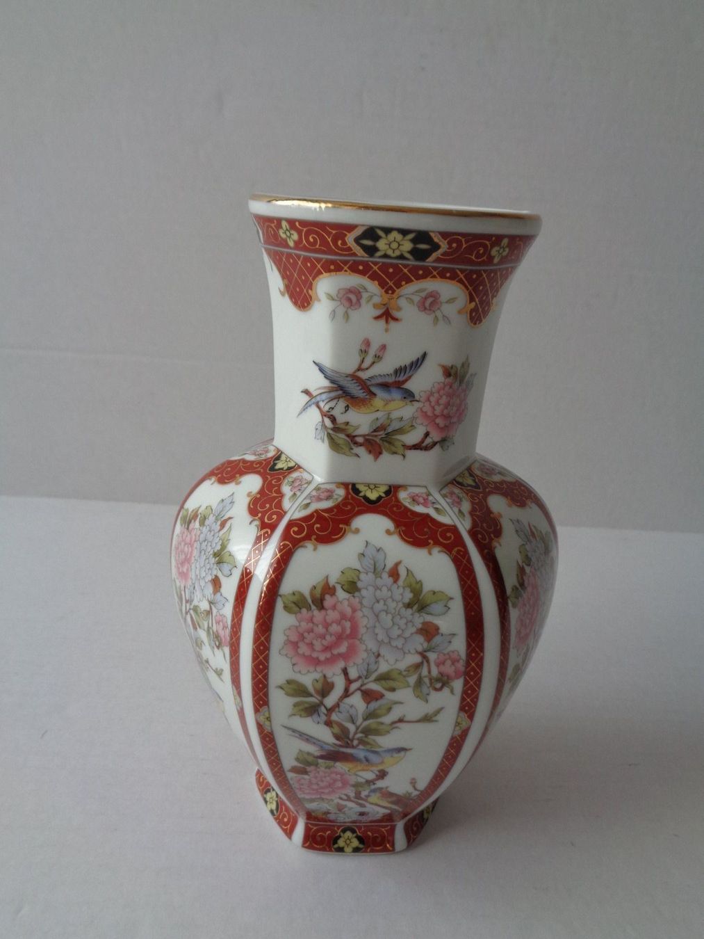 Vasen & Gefässe: Asiatische sechseckige Vase – Gebraucht aus Chur von omonia 1