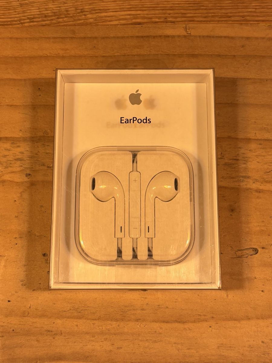 Apple Kopfhörer: Neu! Original Apple EarPods Kopfhörer – Neu und originalverpackt aus Luzern von pengmarket_gmbh