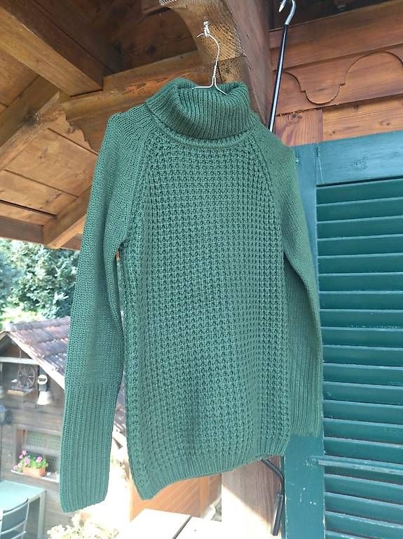 Maglioni & Felpe: Chicorée Basic Rollneck Knit Sweater – Usato da Ochlenberg venduto da Pbw_ardrobe