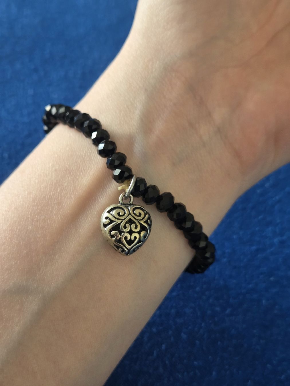 Bracciali & Braccialetti: Armband mit Herzanhänger – Usato da Rickenbach-Sulz venduto da Bacardibabe 1