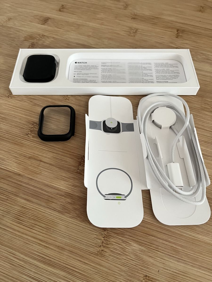 Apple Smartwatch: Apple Watch Series 9 Aluminium 45mm – Usato da Grossaffoltern venduto da Paedel2 4
