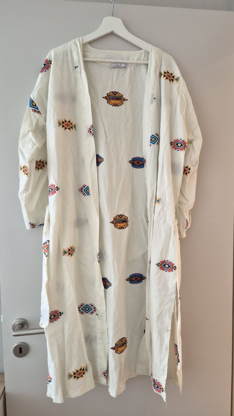 Art international: Kimono bestickt – Neuf (Voir description) à Wetzikon ZH par ELIVNE