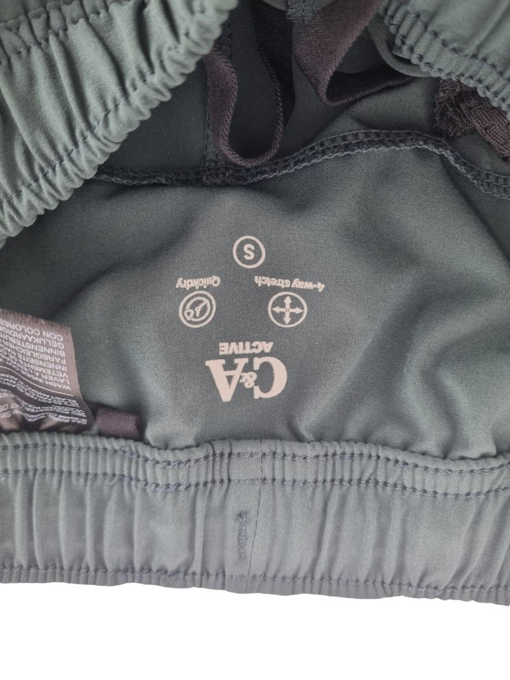 C&A Pantaloni: C&A Aktive Sporthose, Gr. S – Usato da Wangen b. Olten venduto da Restwert_Wangen 1
