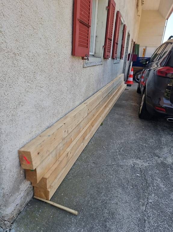 Holzartikel: Holzbalcken  – Gebraucht aus Aedermannsdorf von Automarkt 2