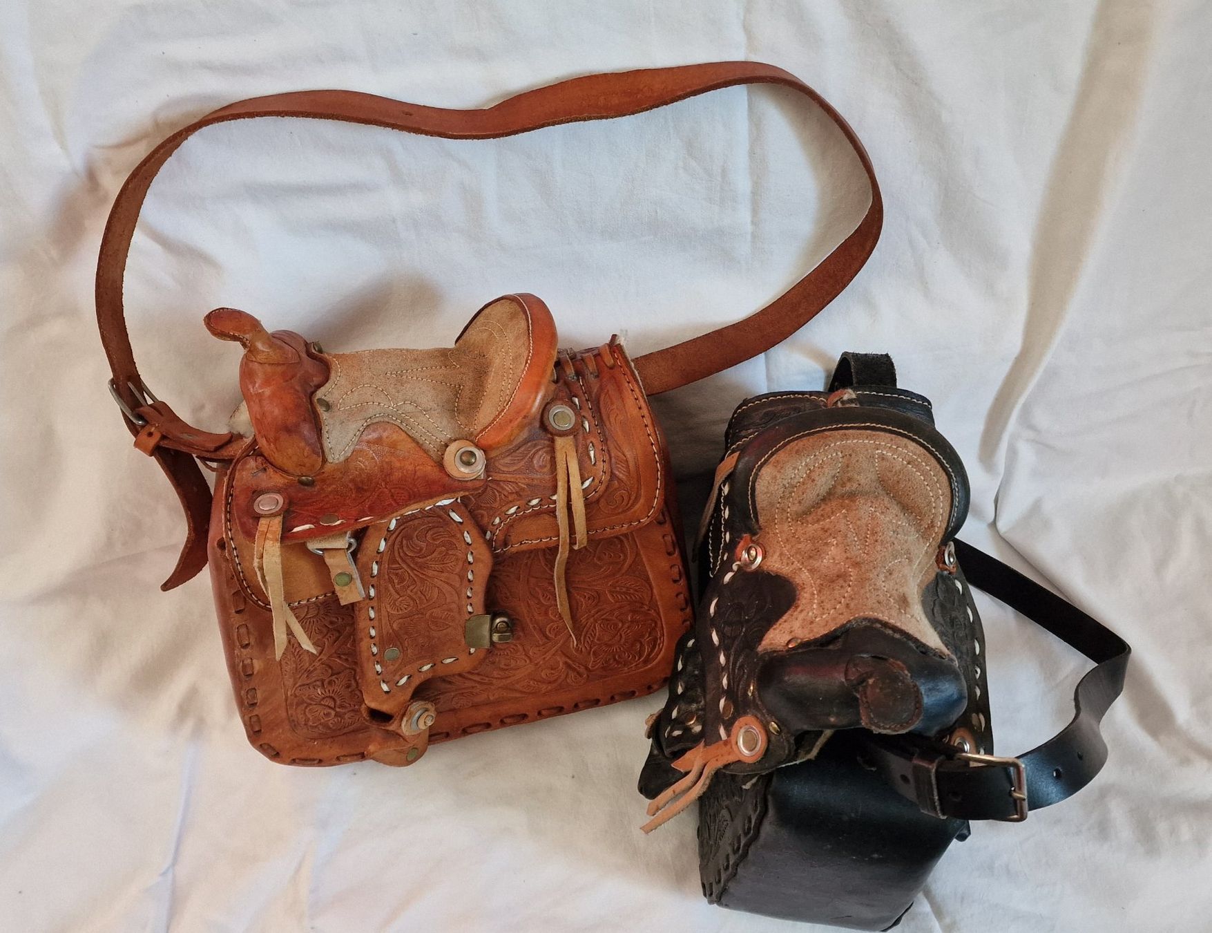 Briglie & Cavezze: 2 Western Taschen – Usato da Uitikon Waldegg venduto da Smeragol