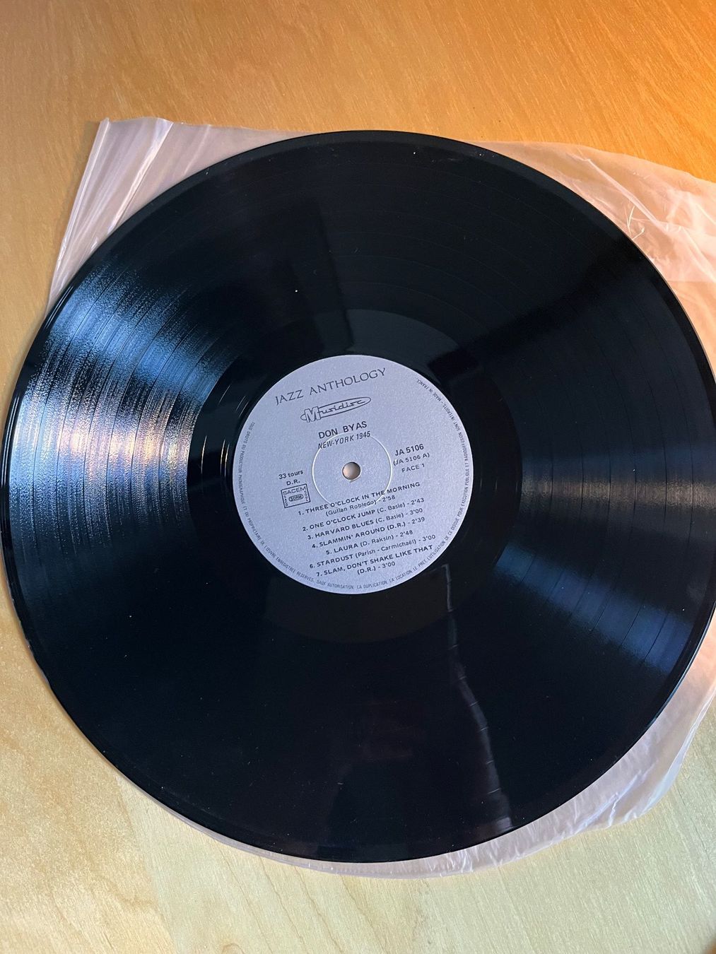 Schallplatten: Don Byas : New-York 1945, Schallplatte – Gebraucht aus Rüdlingen von Timber_11 2