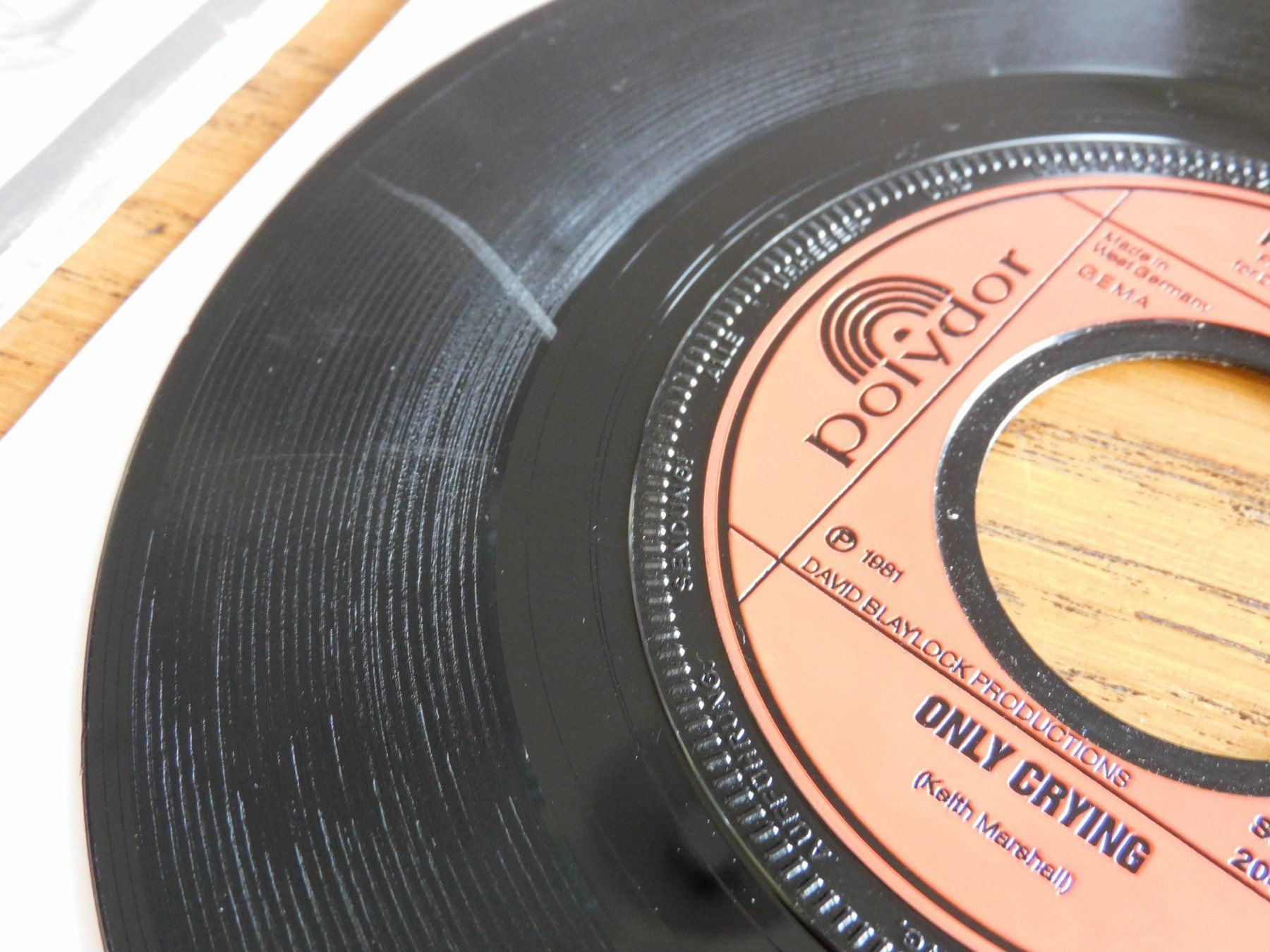 Dischi in vinile: Keith Marshall – Only Crying – Usato da Emmenbrücke venduto da lamorak 1