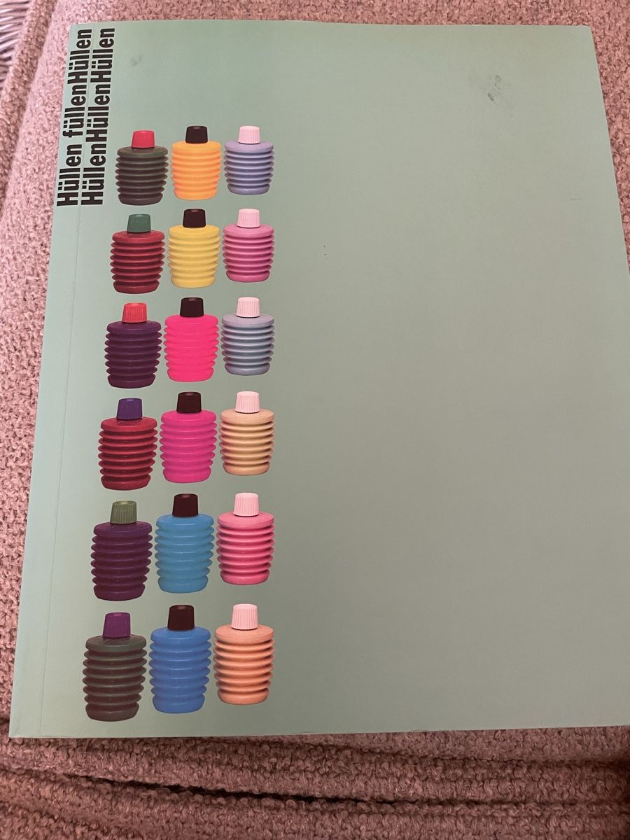 Libri: Buch "Hüllen füllen" Verpackungsdesign  – Usato da Oberwil BL venduto da another-day-of-sun